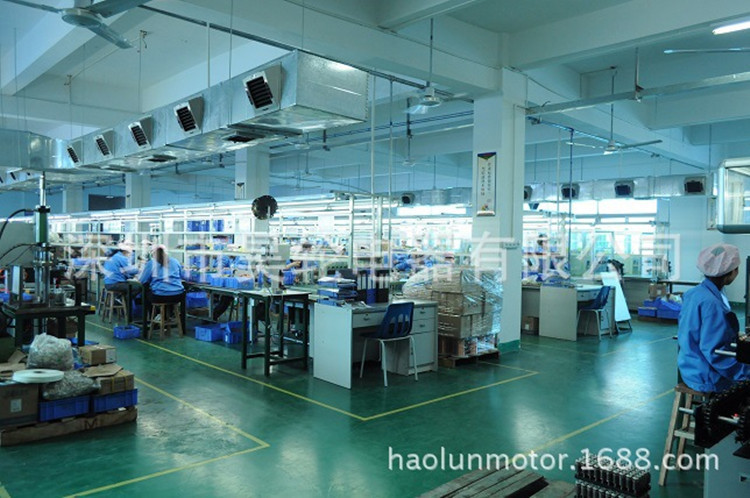 3423103386_411692070