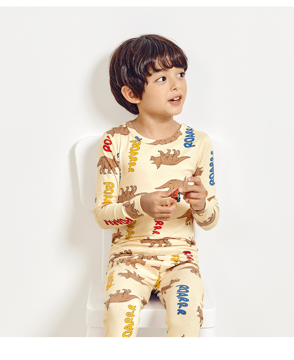 21fw_uni_60s_growdino_01_03