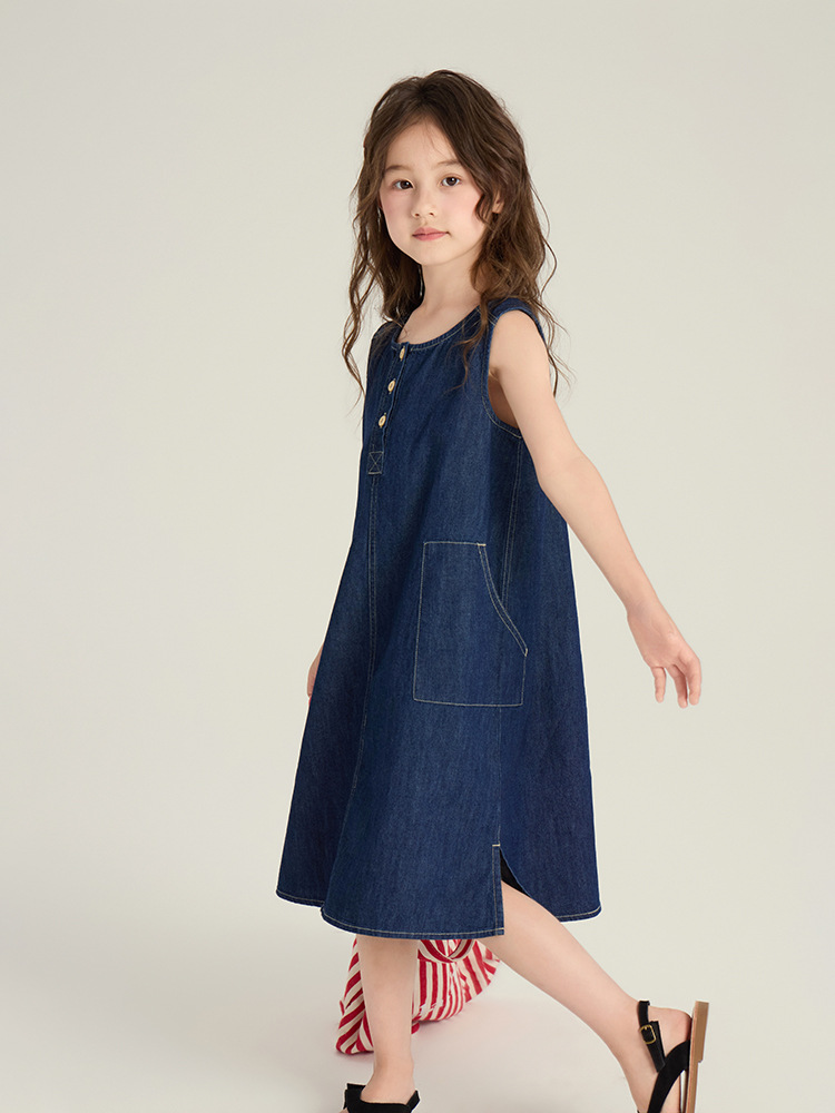 250430yiyijia156922 whitecube.