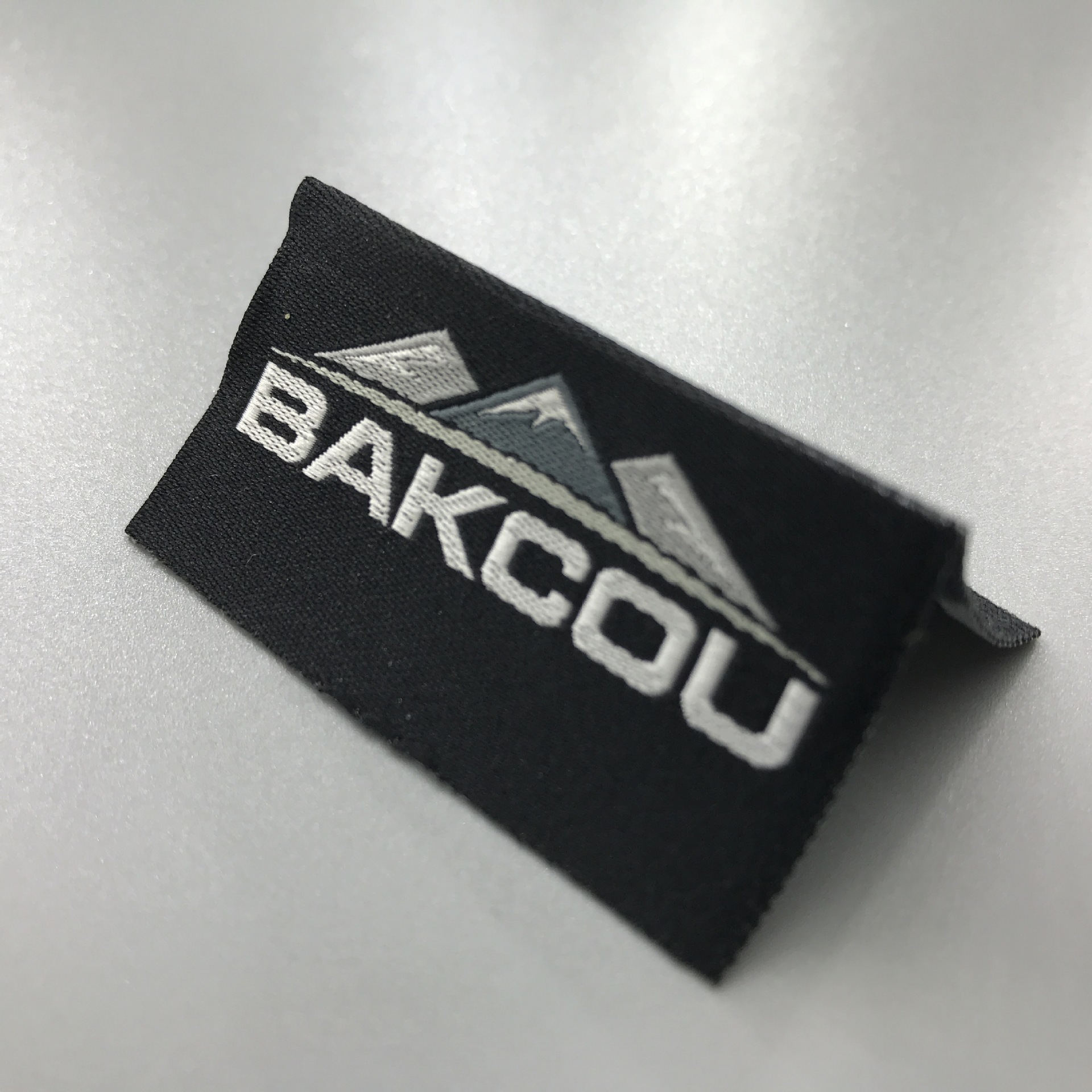 O1CN01sP5NCg28gBjnnyL8s_!!2210