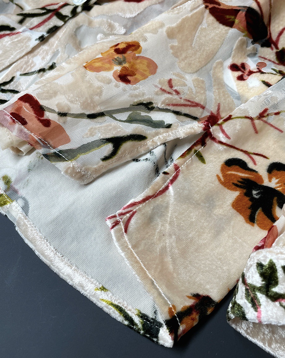 47A17C76-D8BA-4708-891E-7476F4