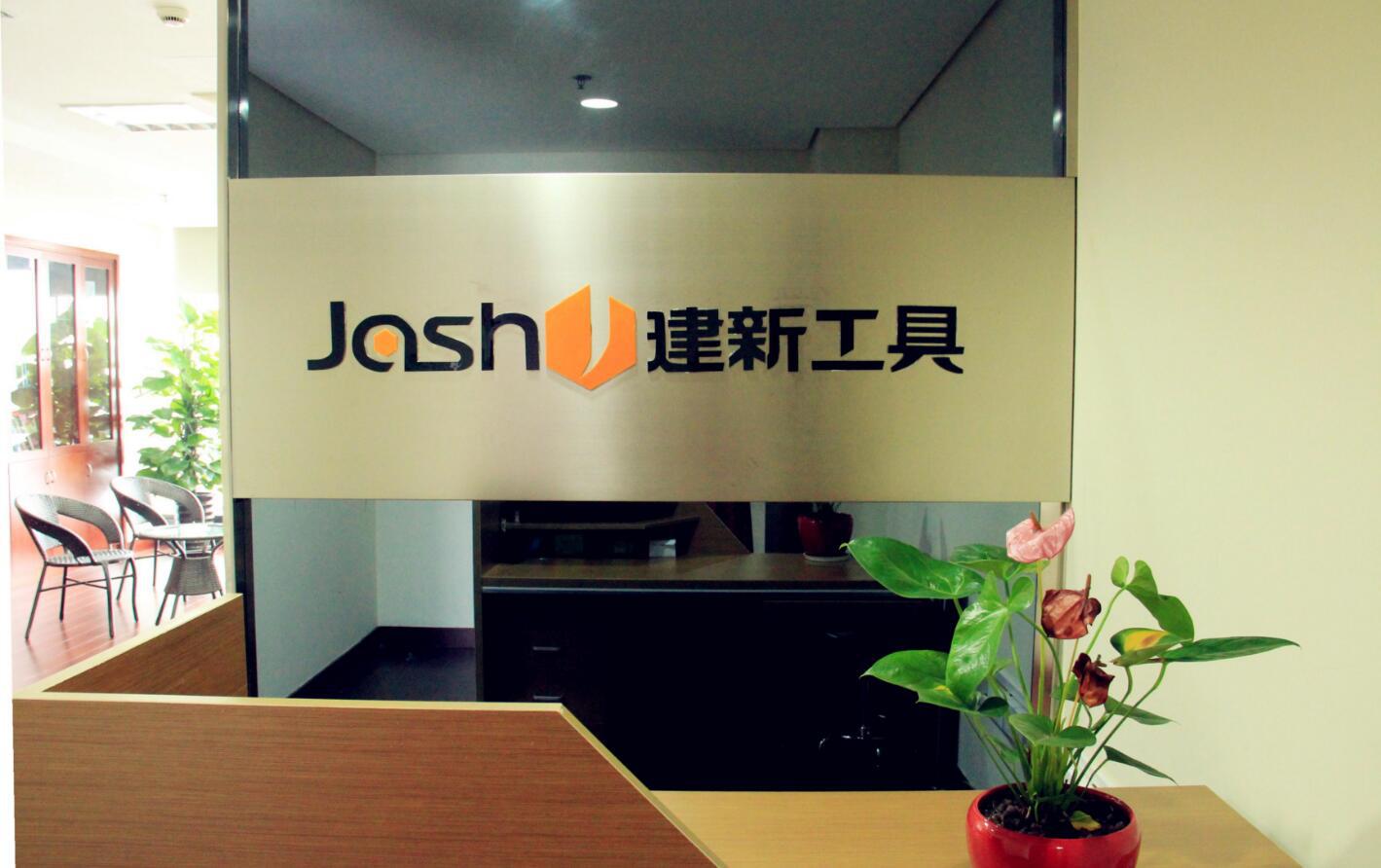 18E18315BF9C394A653247FC9E6B29