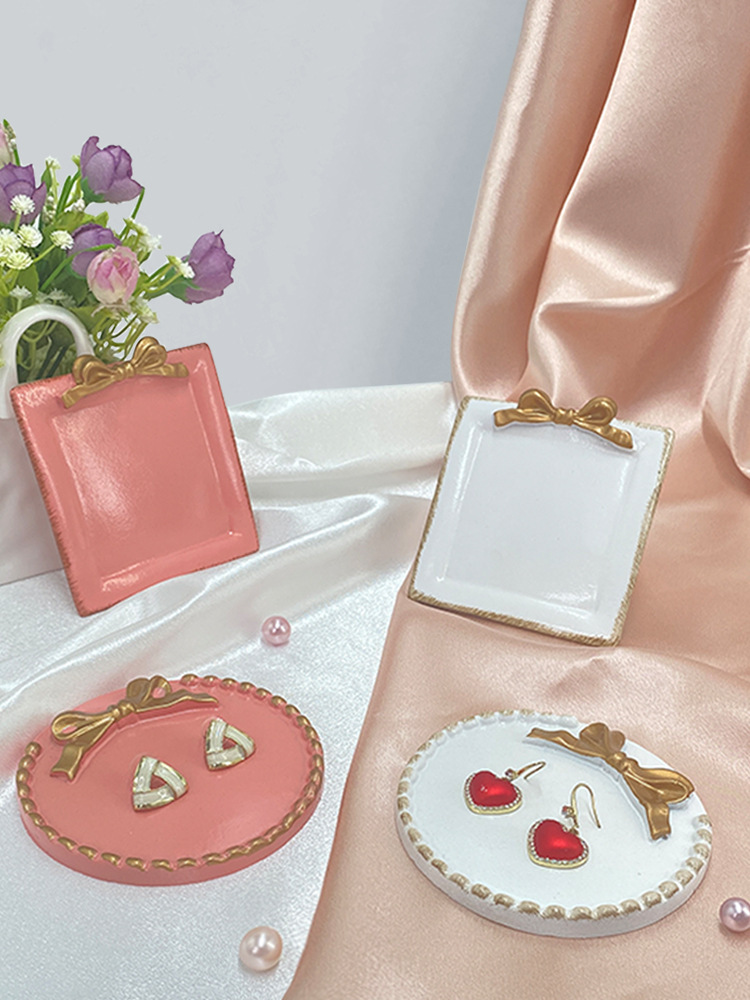 粉白蝴蝶结方圆首饰碟b05