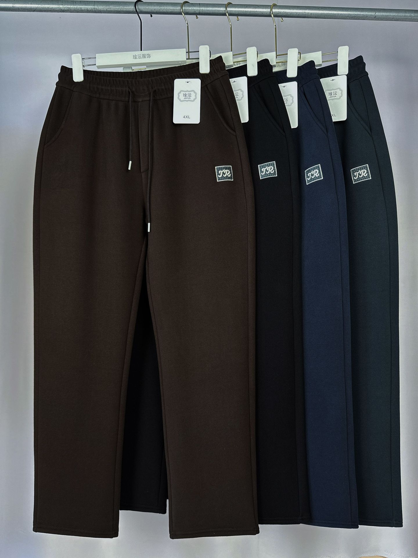 A37E17C987314ECA40BF02E0B096C0