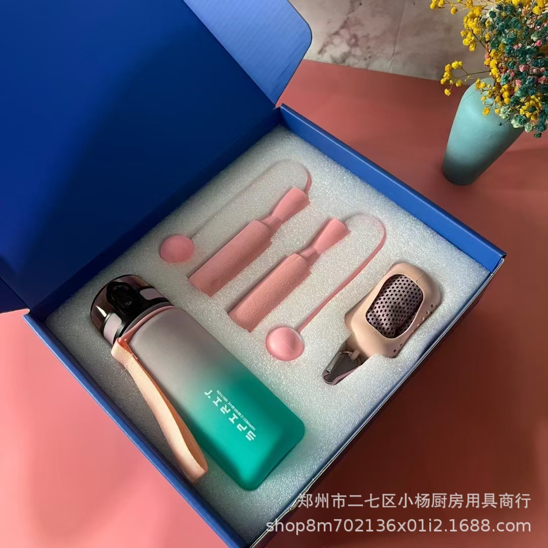 ec812b90ff5f0caa5a3b980646d521