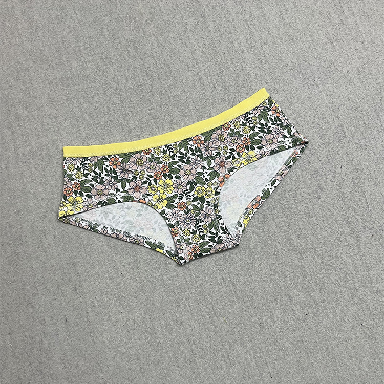白底粉黄花.jpg