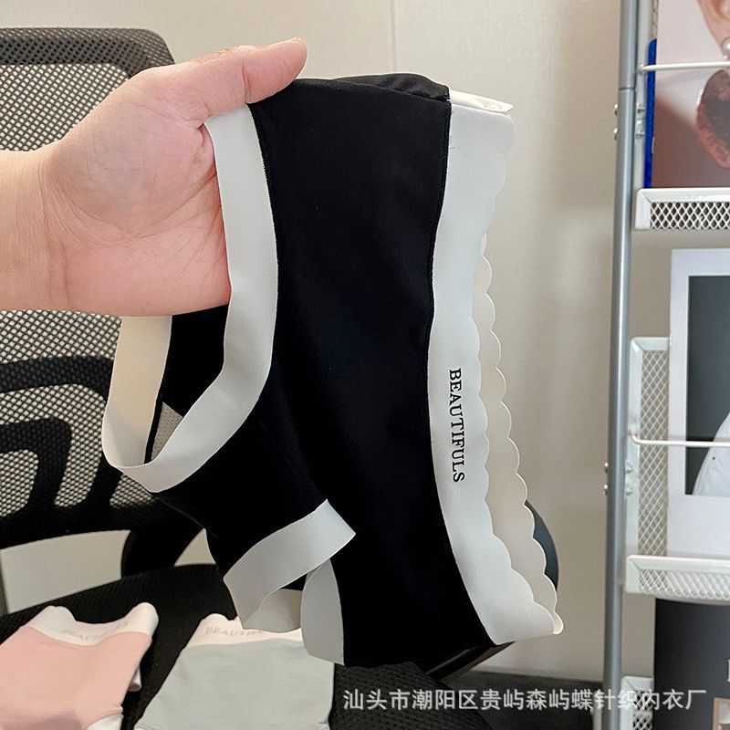 7307B961B126D02F7E0D74B55115BD