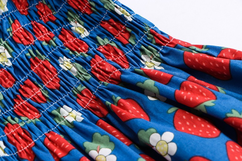 4蓝底草莓花G (6).jpg