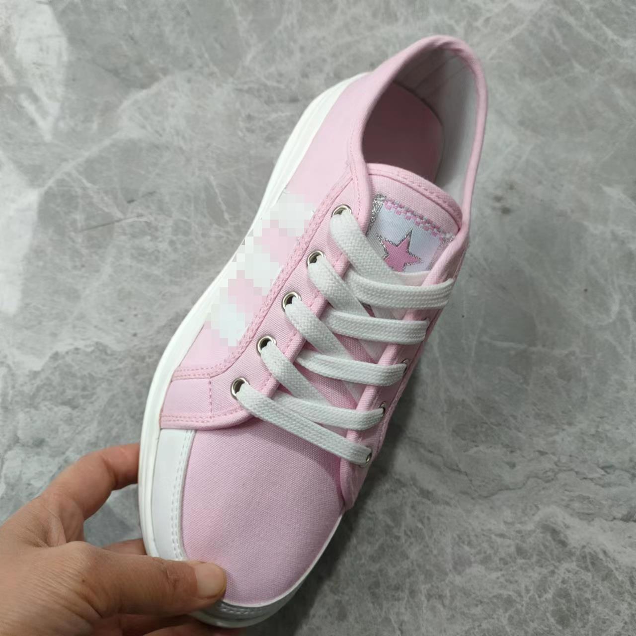 2022042713519542457770w1280h12