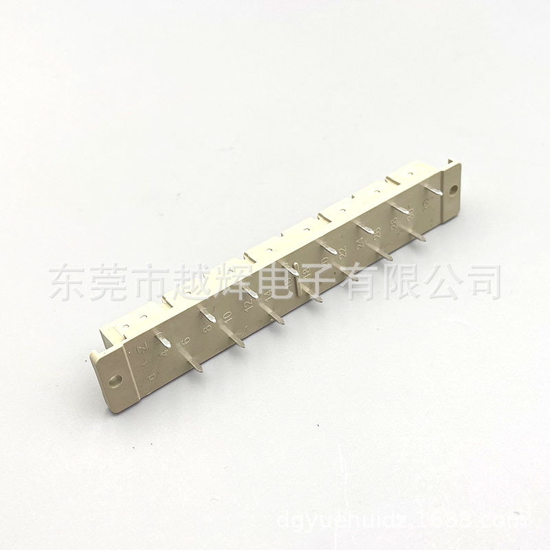 大电流15P03