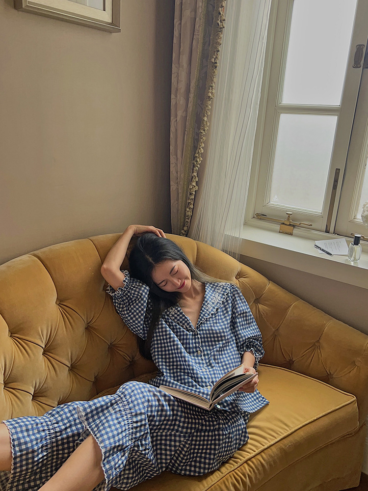 7598CF98-AF01-413E-913D-76DFC5