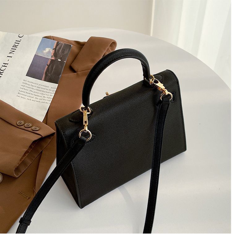 aa348048-7d1a-400a-8e53-2d172eb01f6c.jpe