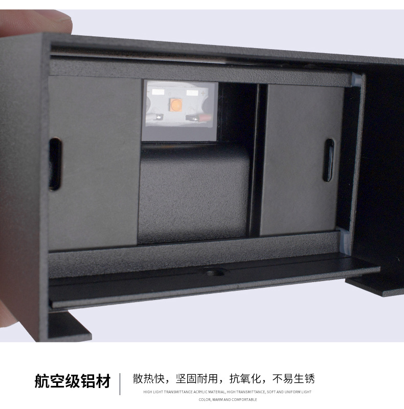 户外壁灯11_12.jpg?x-oss-process=image/format,png