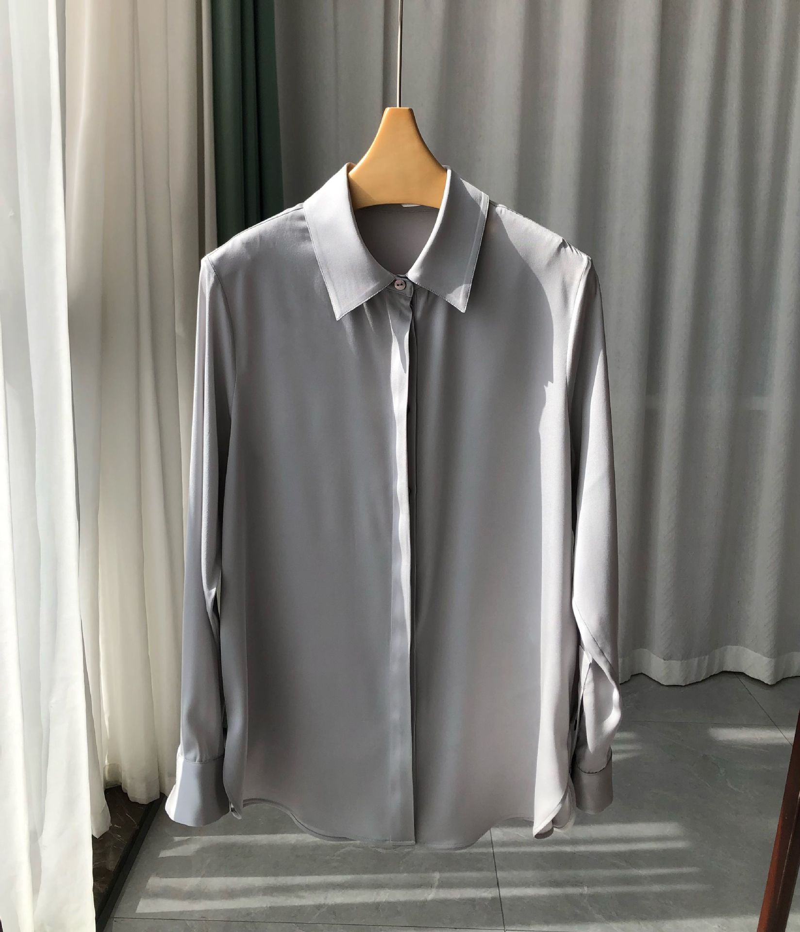 TH通勤尖领真丝衬衫 (14).jpg