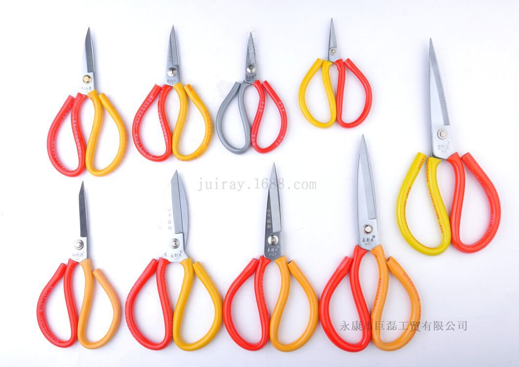 77CC1615744761D511BFE56B25BFED