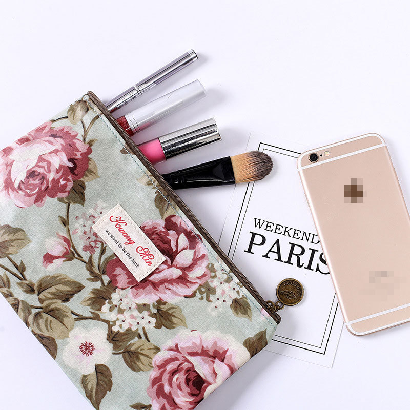 4083735984_1868915676