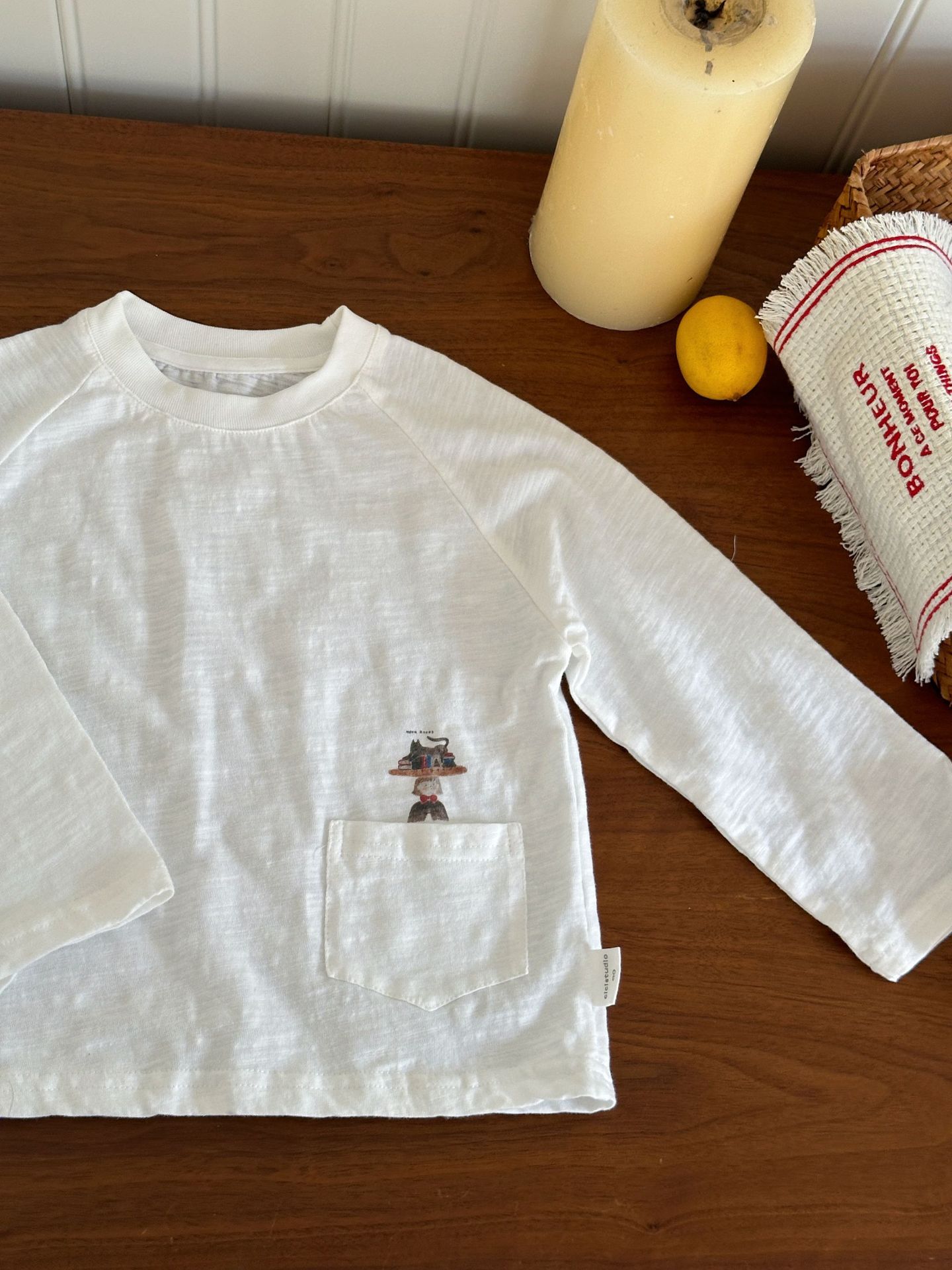 D06CE1AC-337C-4BF6-B3C1-7EA1E1