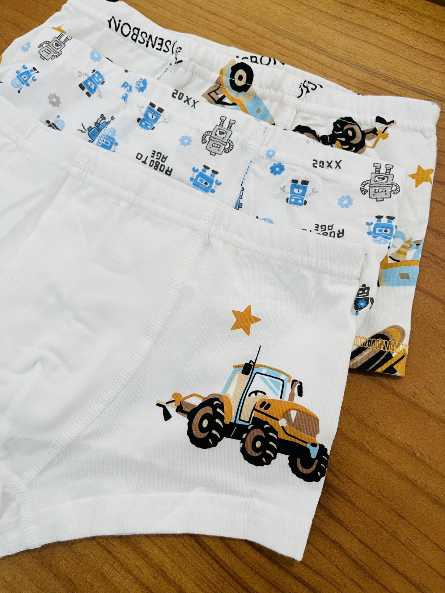 781ab01a7f3e56b3d370f995fe4061