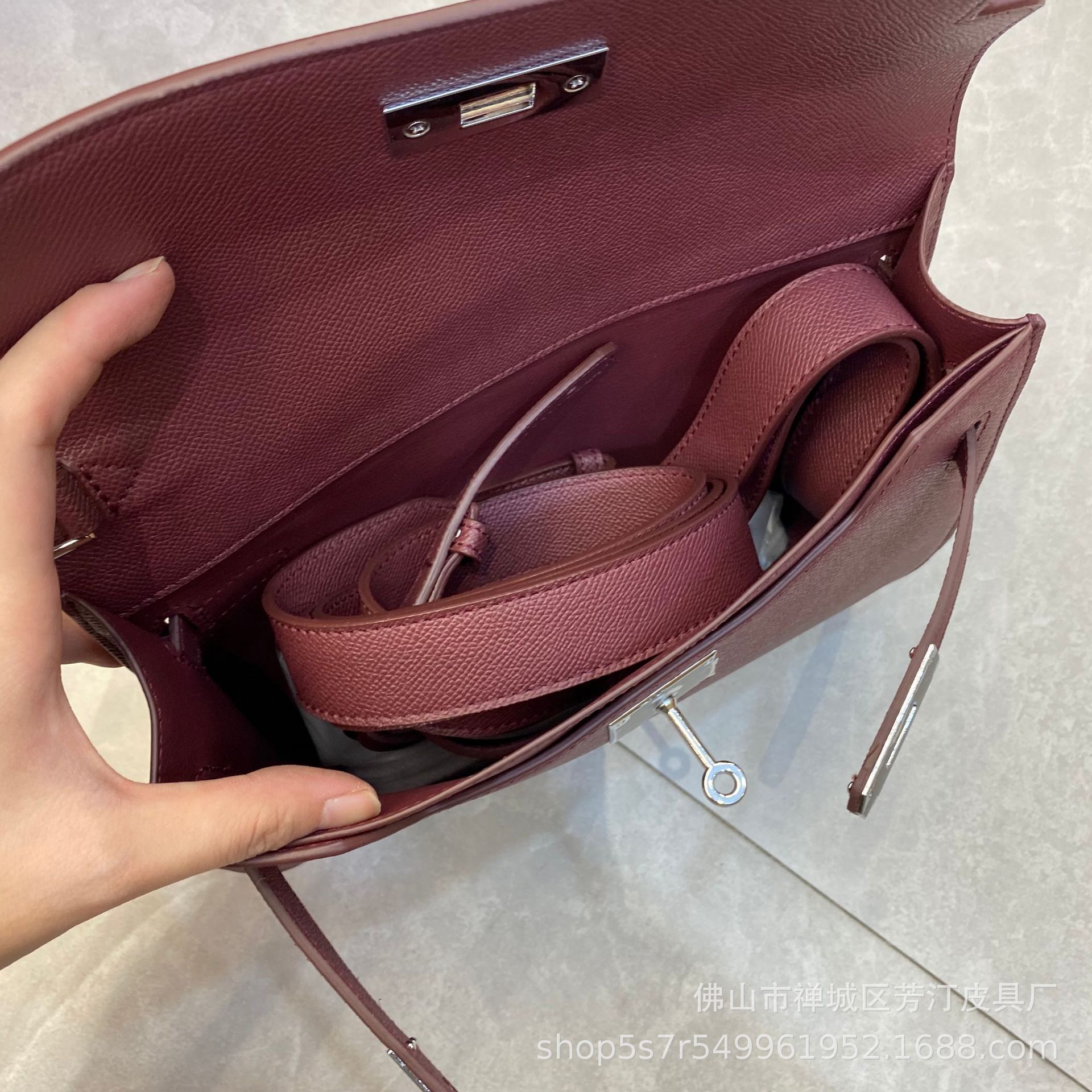 凯莉公文包手拿包