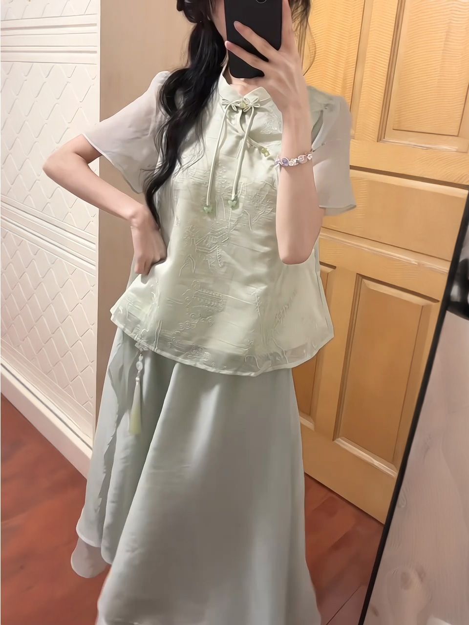 4fe9eb74-a97c-4fa2-8daf-092d858fcc17.jpe