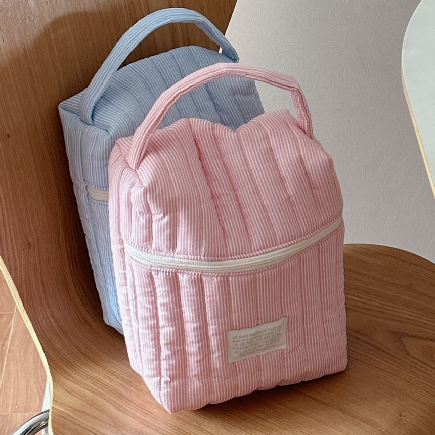 BB0910C1-38E8-4CE2-9D36-7A75DF