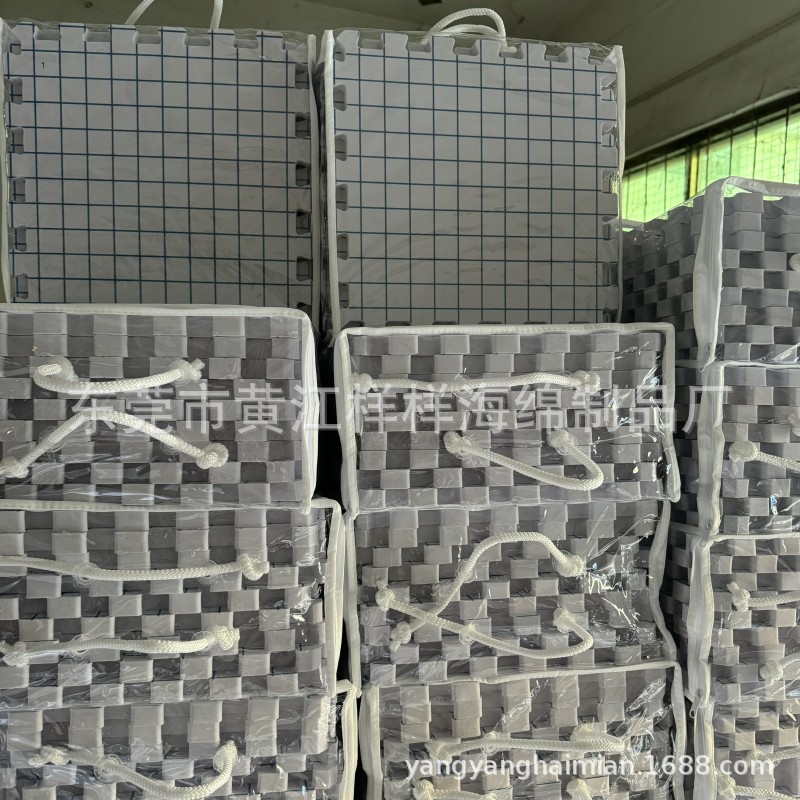 conew_383012903074b641d4b58f13