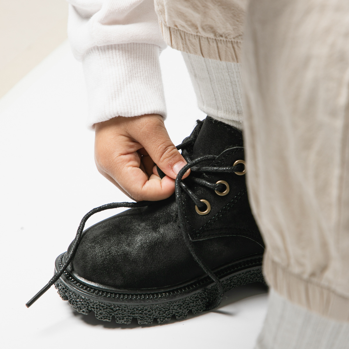 黑色 上脚 (2).jpg