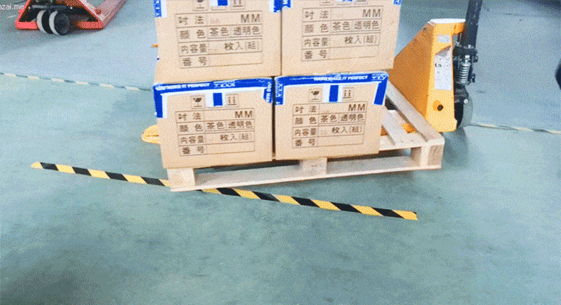 地板胶带_08.gif