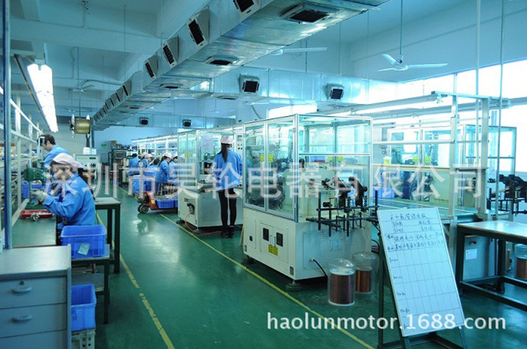 3423109163_411692070