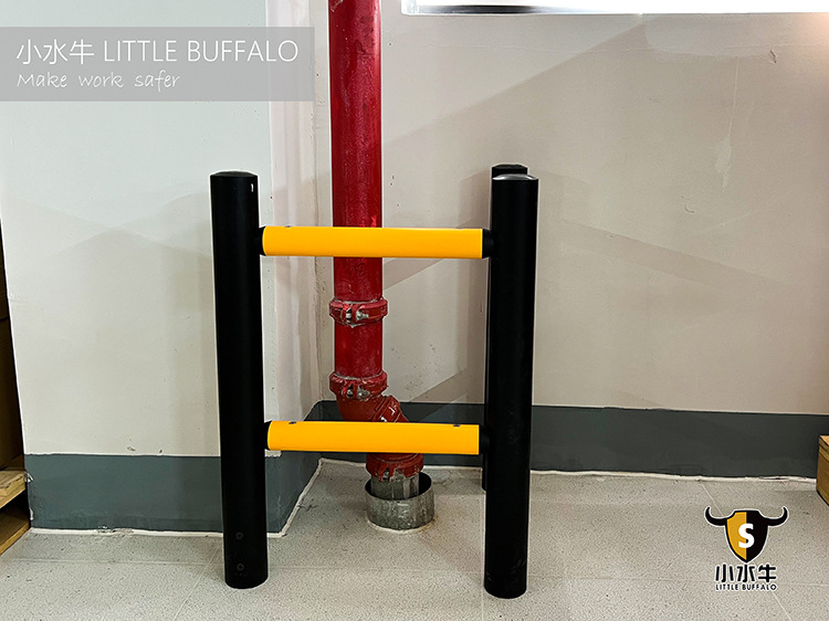 柔性护栏柔性防撞护栏弹性护栏高分子护栏货架护脚货架护角货架护栏工厂护栏车间护栏车间栏杆仓库护栏电梯护栏消防栓护栏电器柜护栏防撞柱防撞系统装卸平台护栏消防栓灭火器防护 (5).jpg