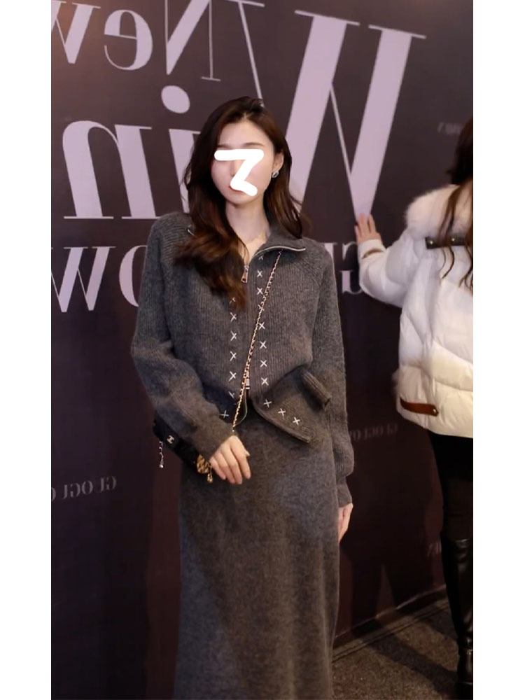 帮手主图-灰色小香风休闲运动服针织毛衣两件套装裙女初冬装搭配
