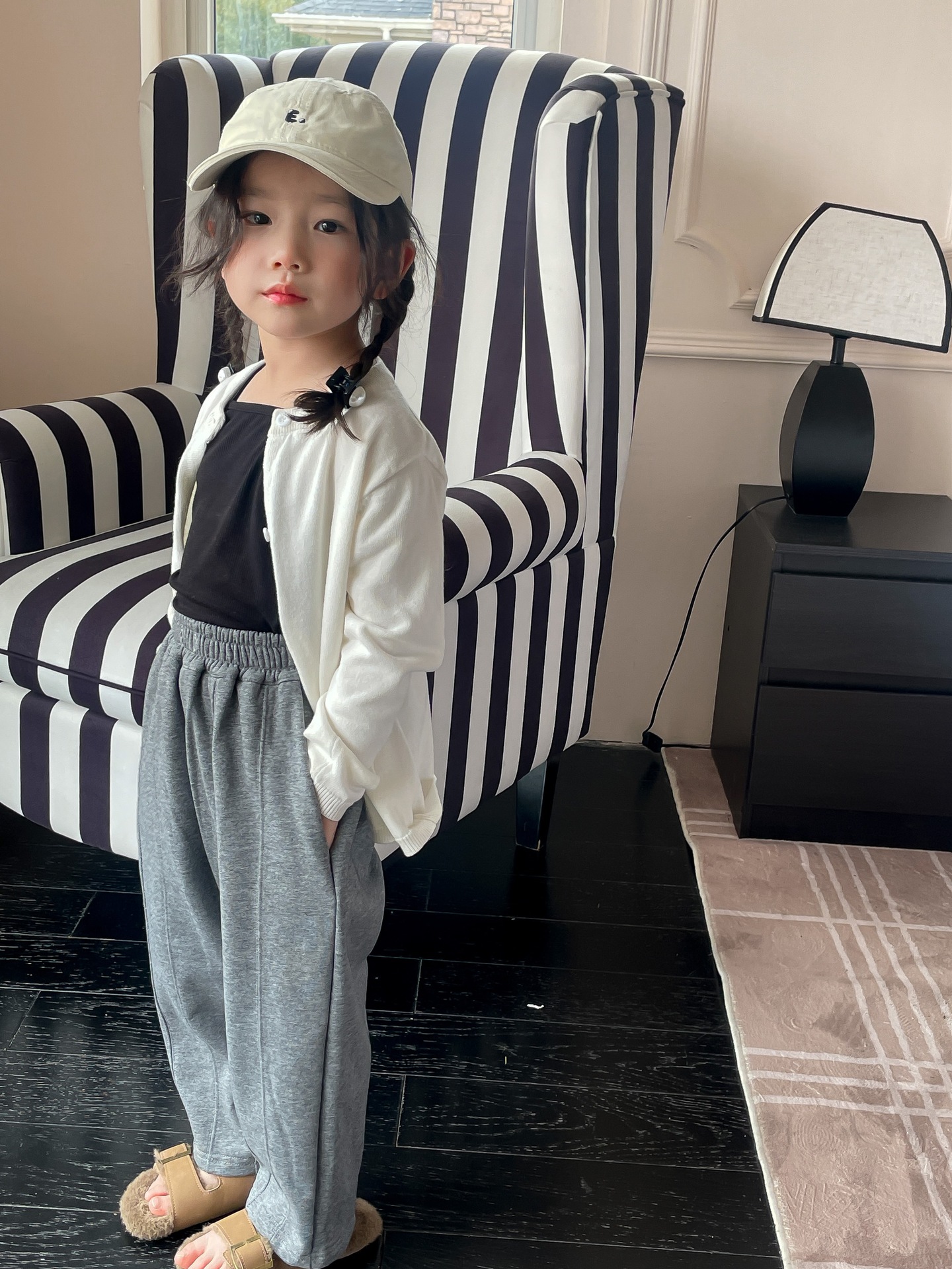 DC66EB26-56ED-49A0-9409-591A95