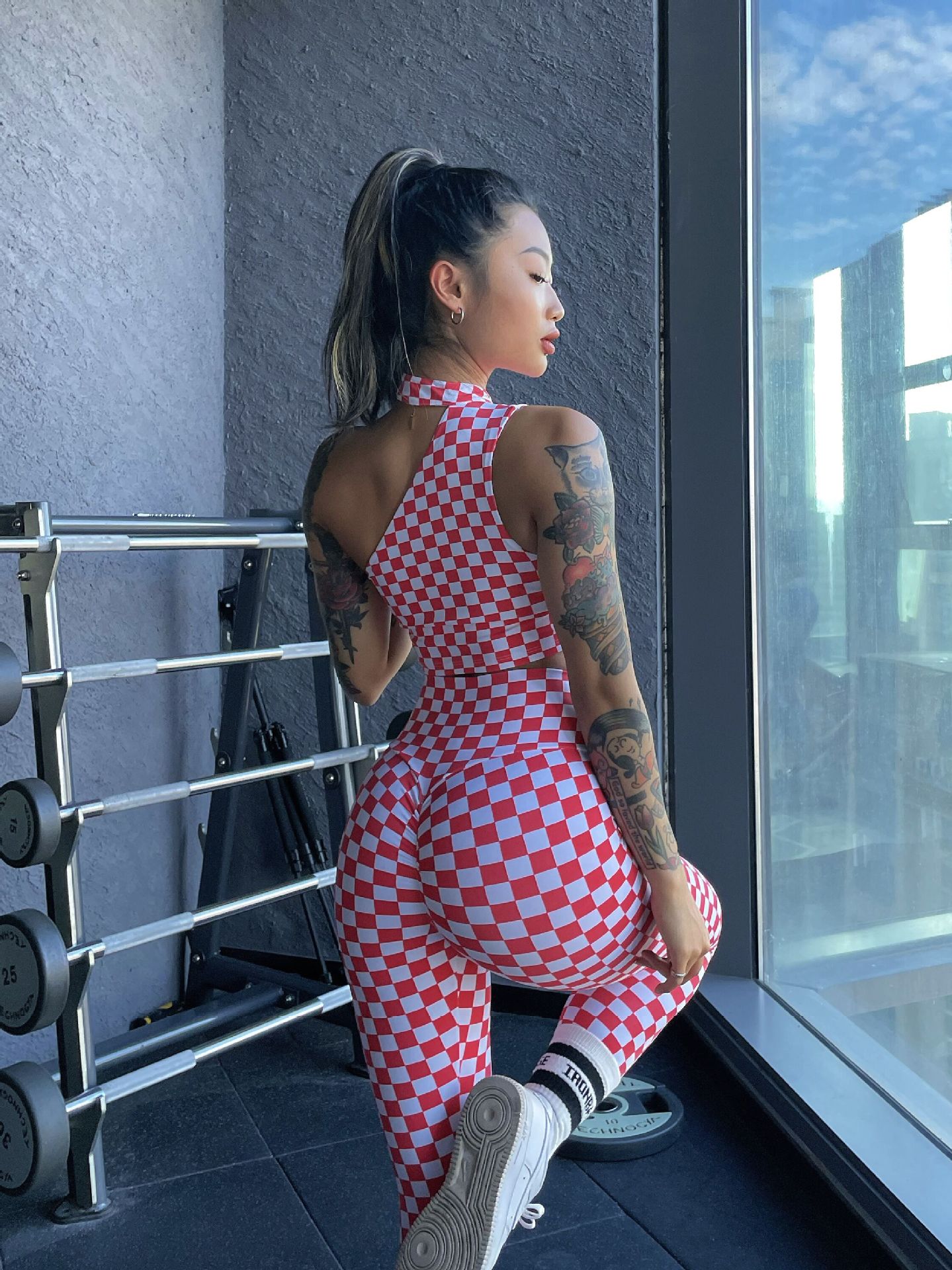 6