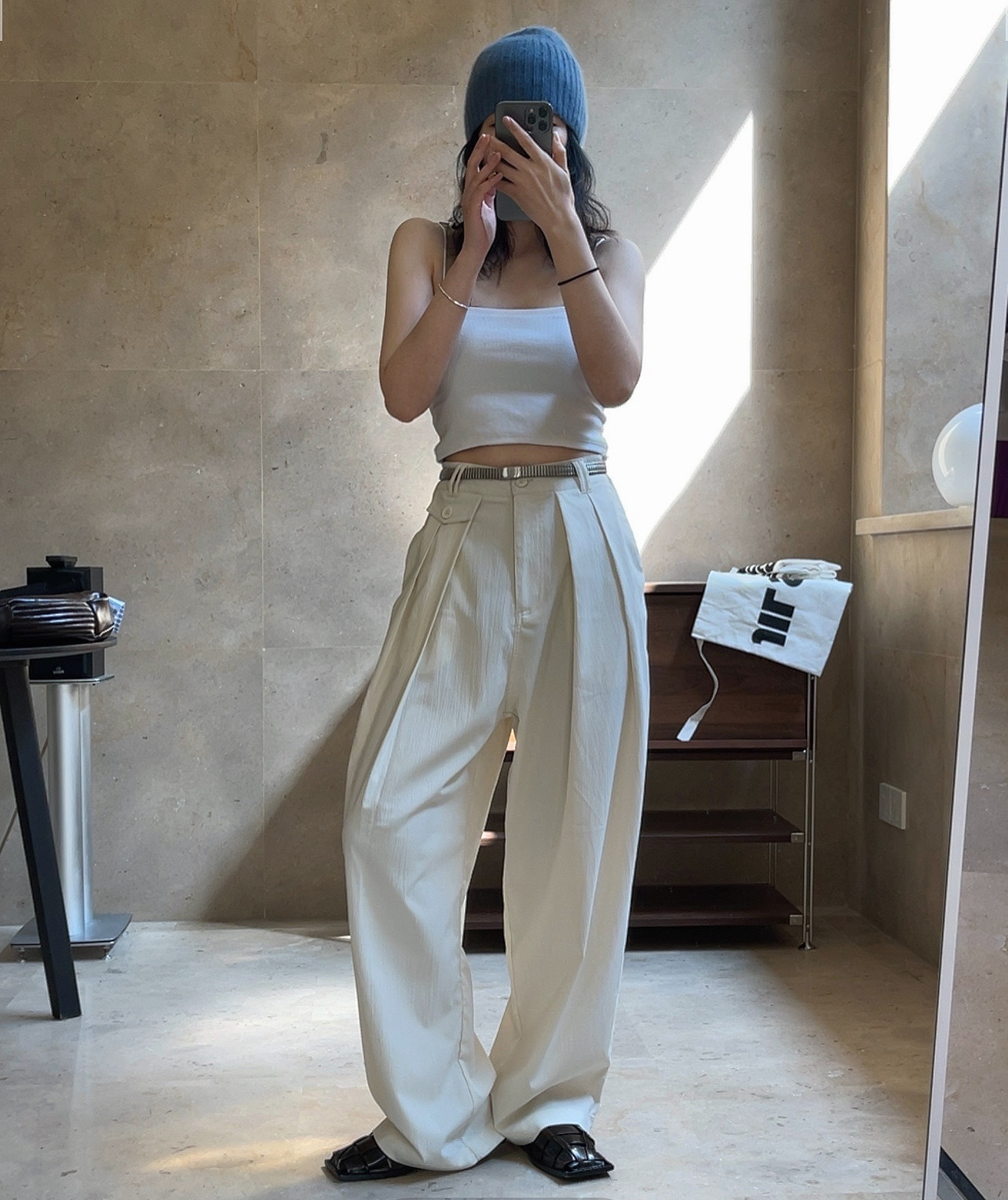 EAAC79E3-735A-43CF-BCEF-5F3874