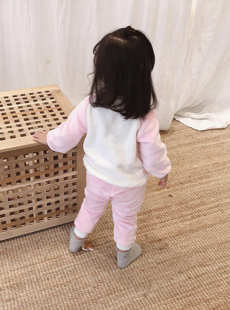 9581431511_281807104