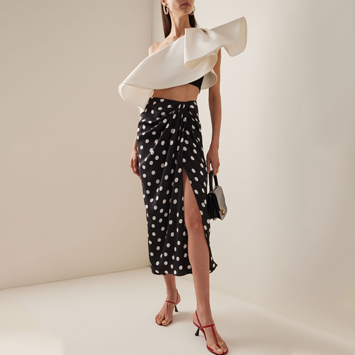 O1CN01BlwiGO1Y1ai3garar_!!2215562502999-