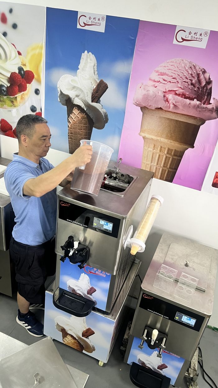 ice cream machine (4)