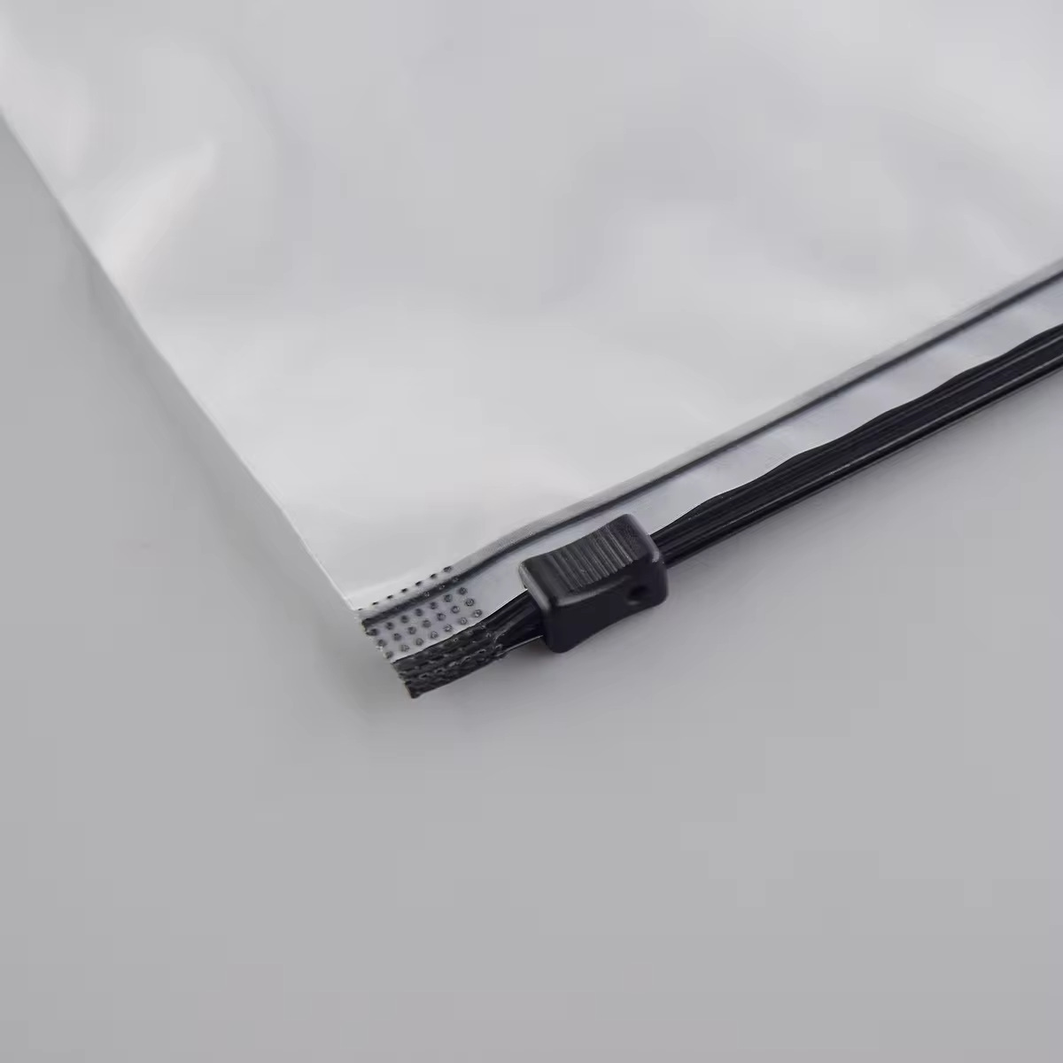 18_H639f954a73a0438bac8213b645