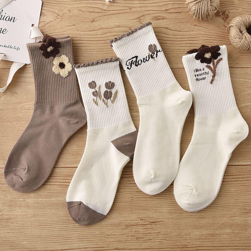 袜子女秋冬长筒袜百搭高颜值花边中筒森系毛绒花朵学生咖色ins