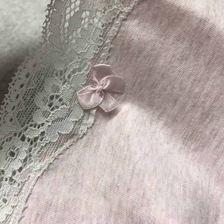 浅粉白花边 (11).jpg