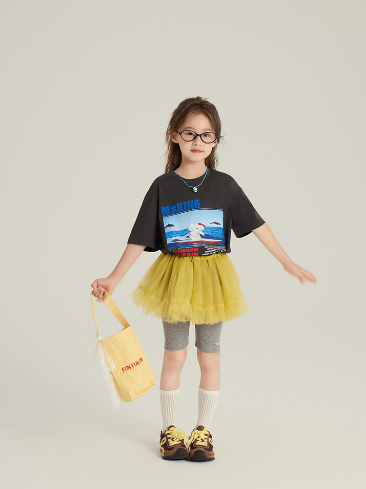 240501 yiyijia163622 whitecube