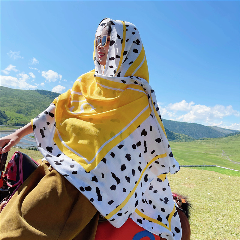 复制_纱巾女沙滩巾韩版百搭撞色大西北青海旅游夏.jpg