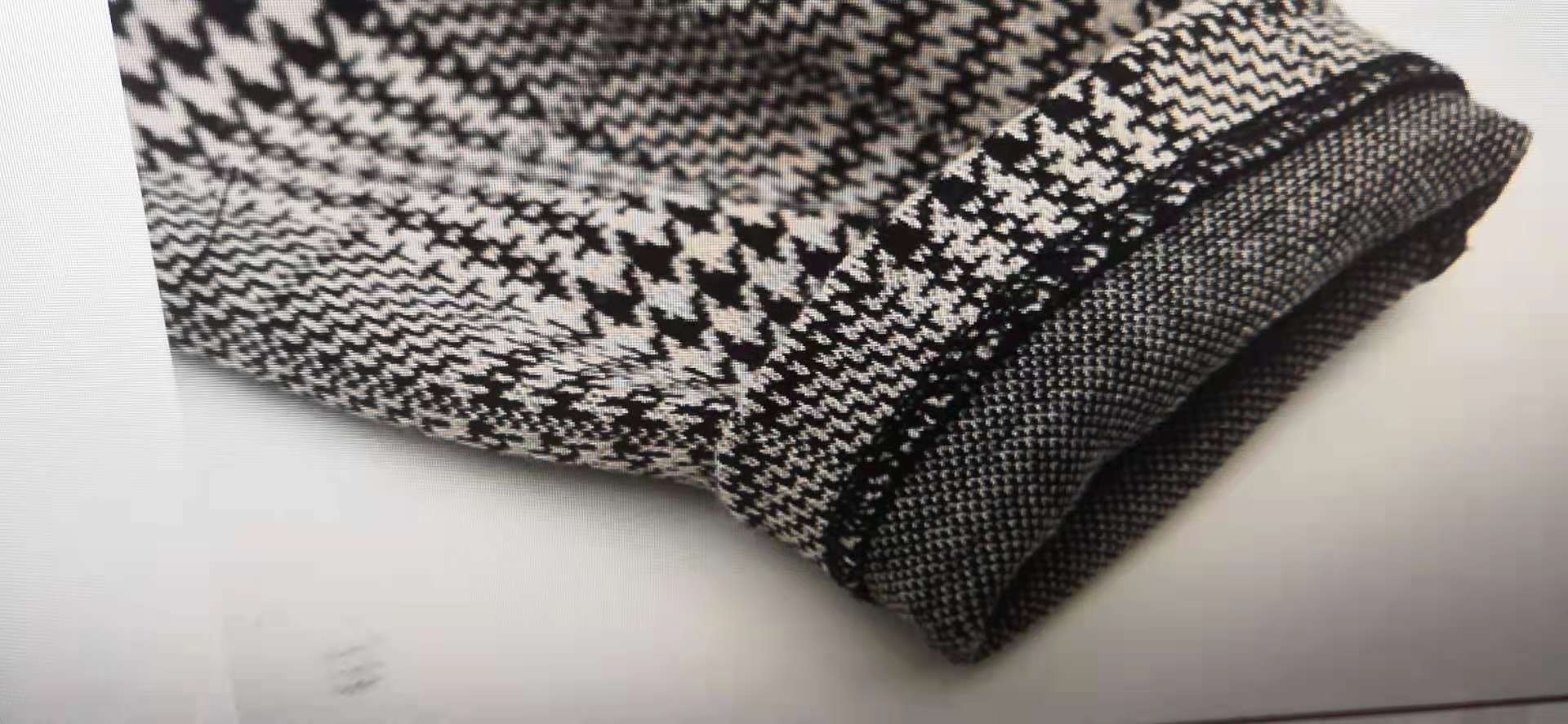 98f7387cd710c0cf738610ca2d4b33