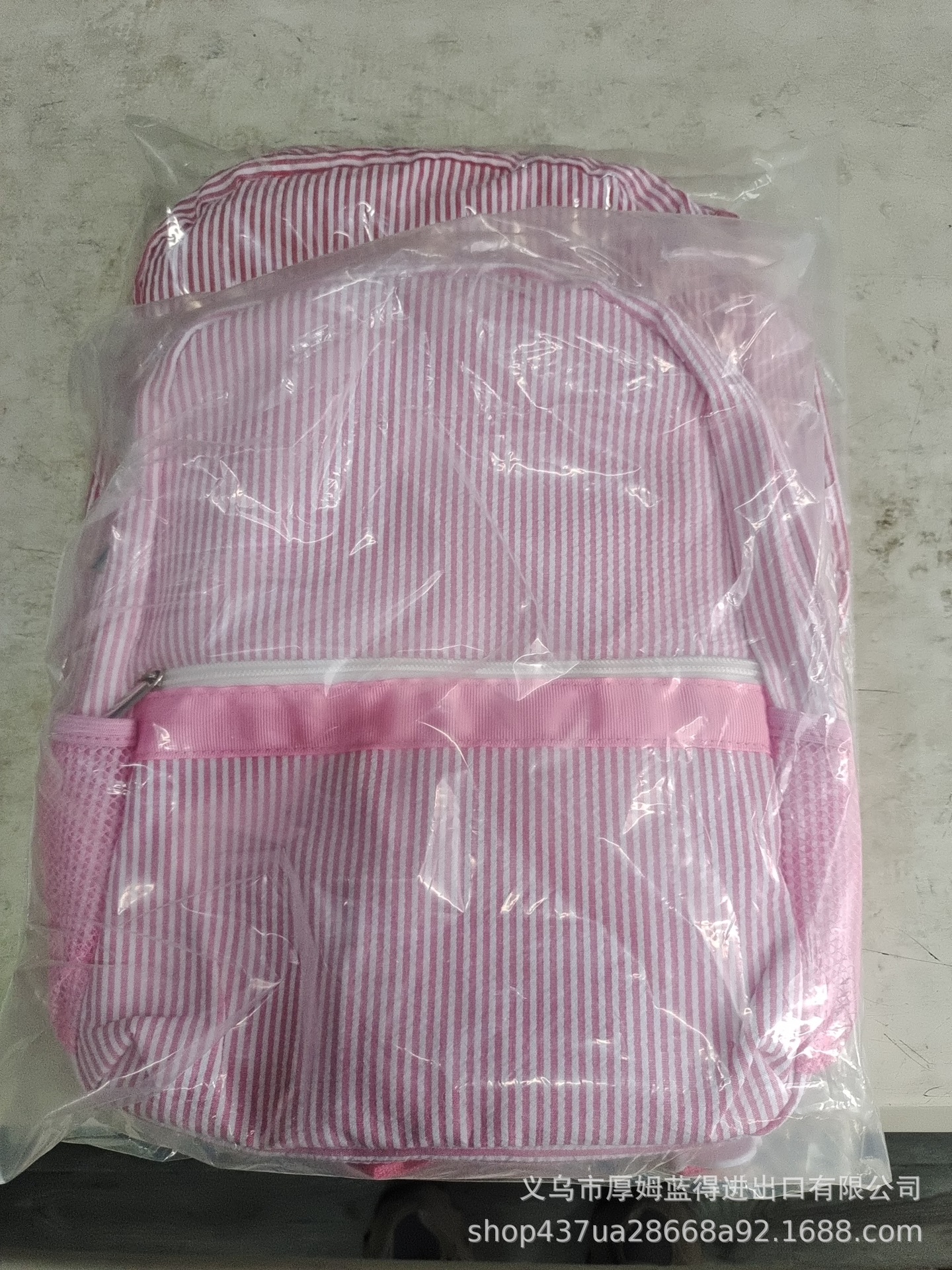 BX1812041泡泡纱书包