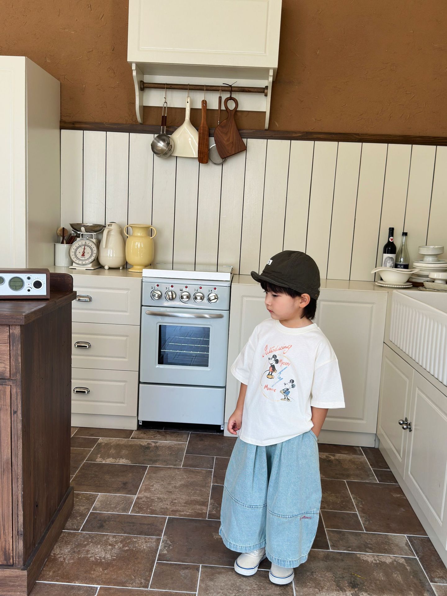 D6E5B8BE-E2F2-418C-90E5-0ED9EA