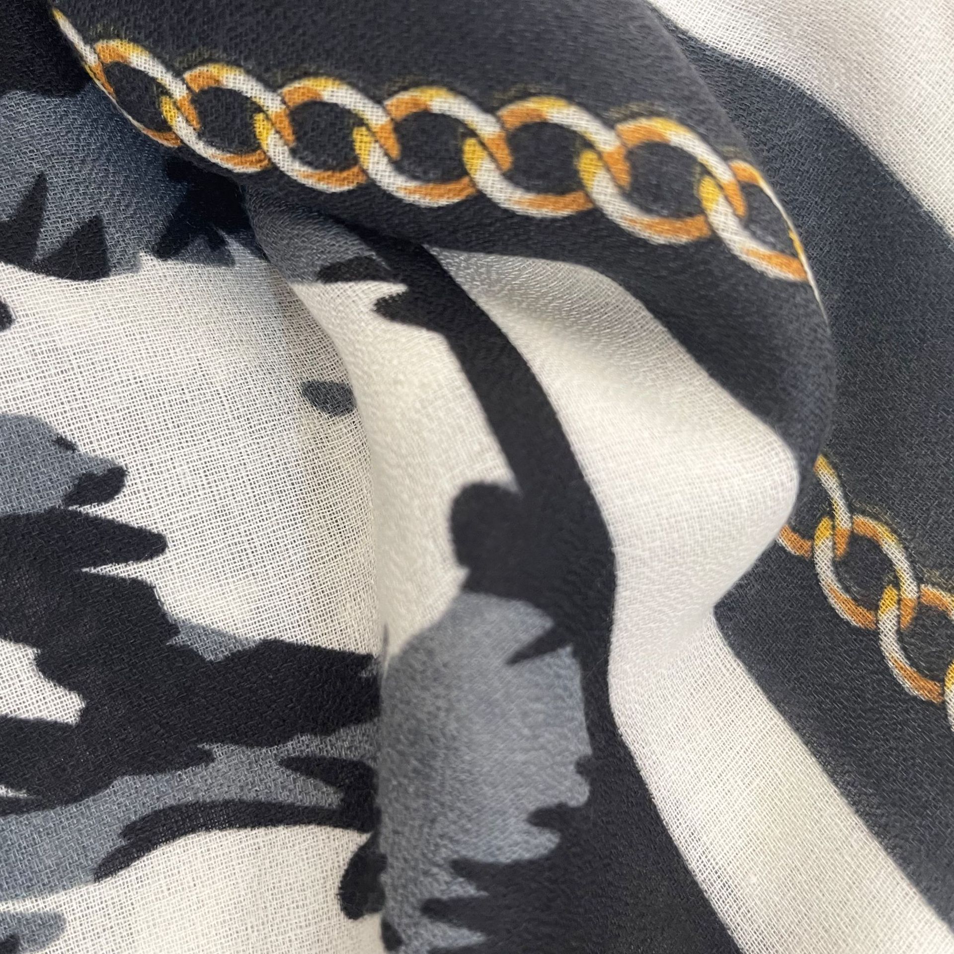 fcef148ae29e5bd598fcd813cdc800