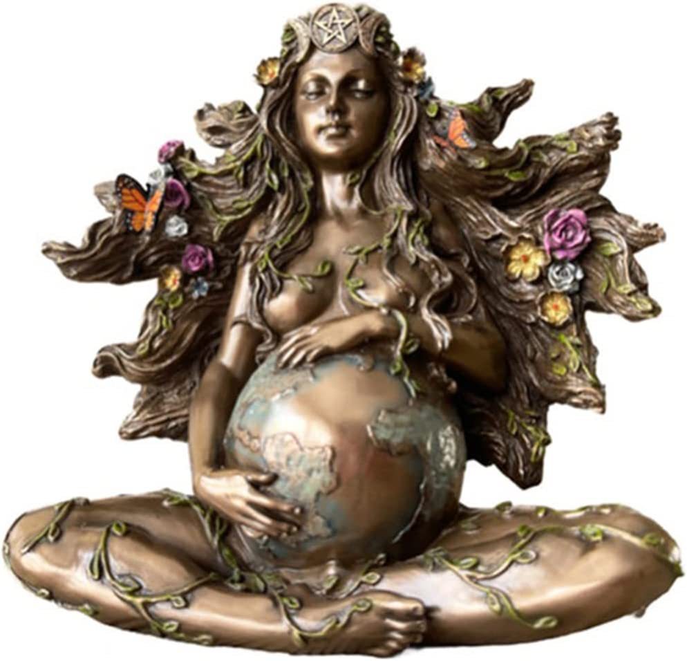 地球母亲盖亚雕像带蝴蝶