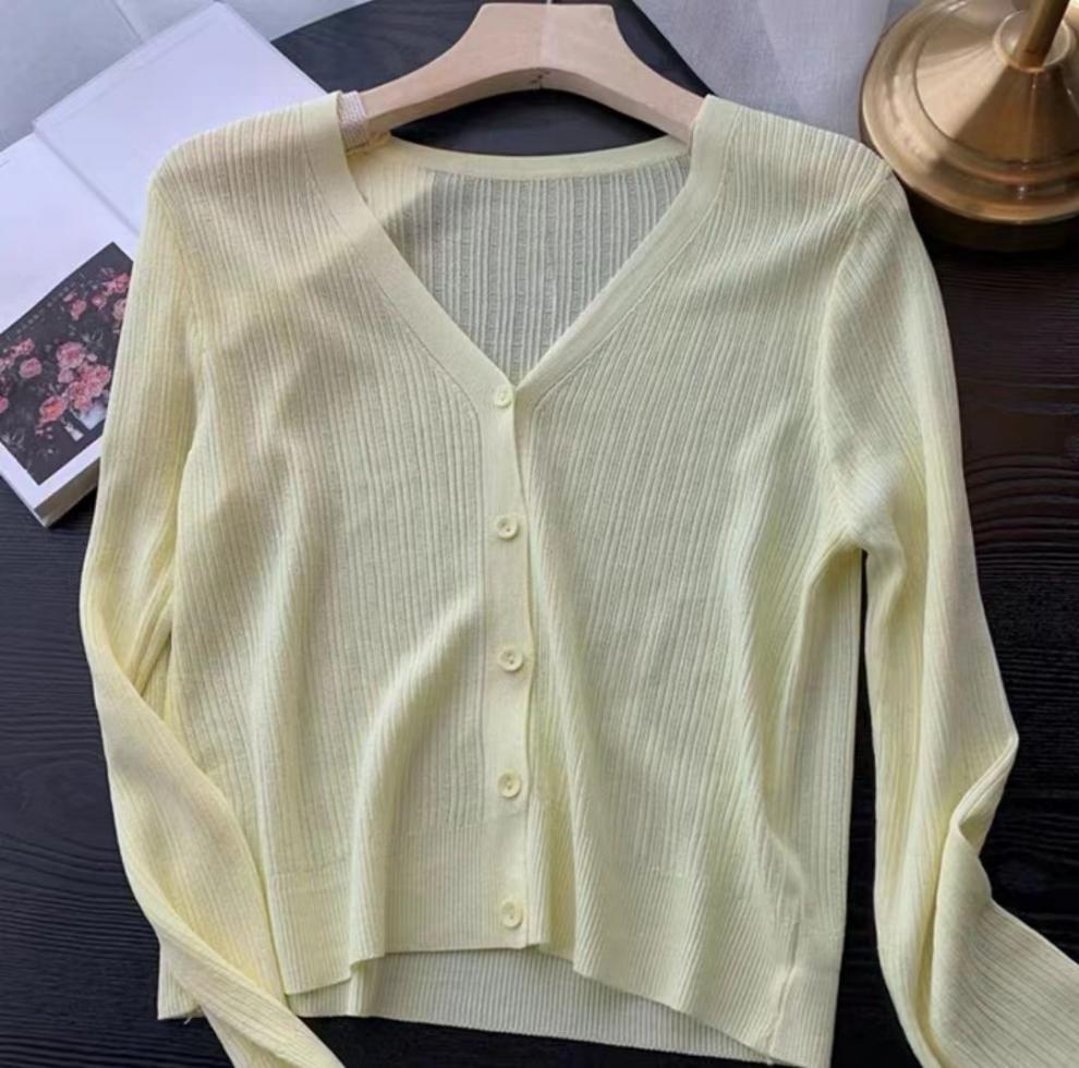 商品详情图_冰丝长袖防晒针织开衫女夏季流行新款纯色网红短款空