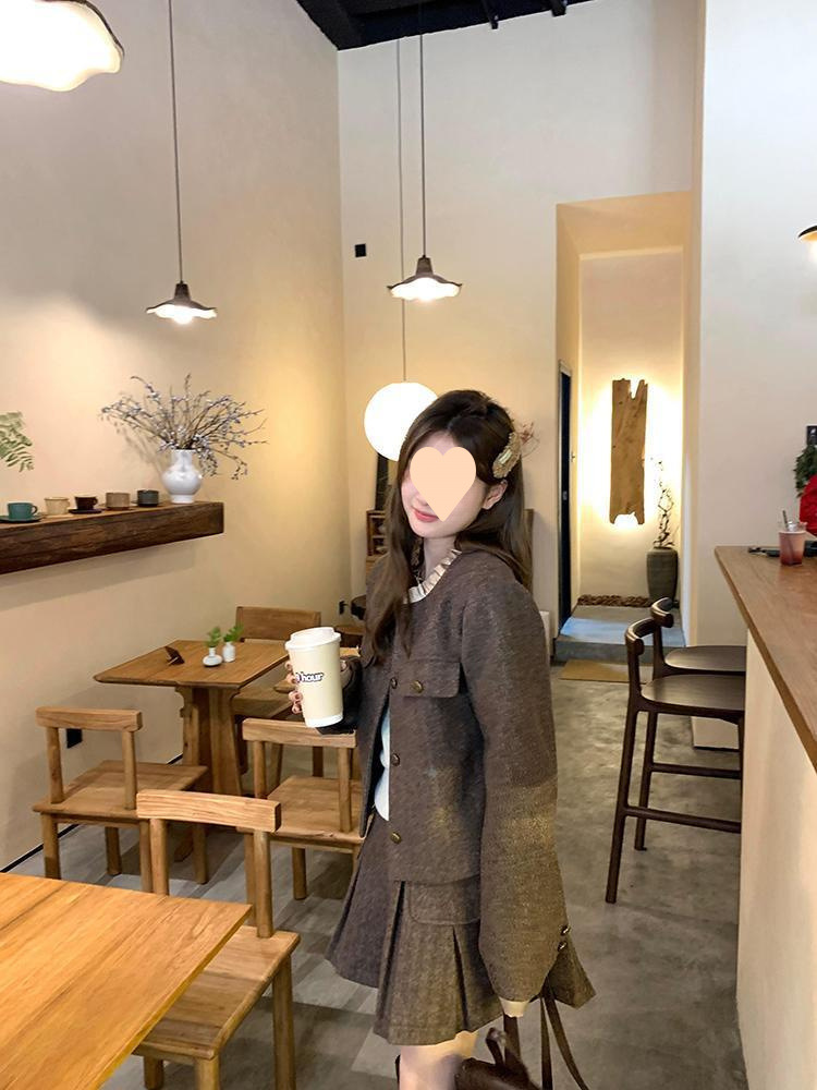 0ec80afe-df5b-4d88-8bc3-1e1f3017d0f4.jpe