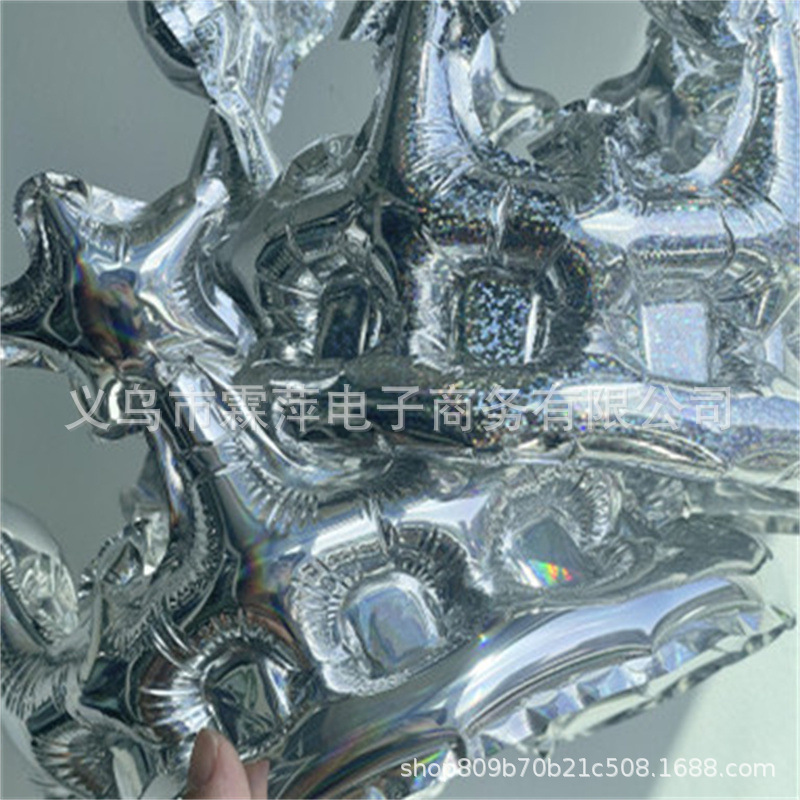 42949423739840999_1507792491.j